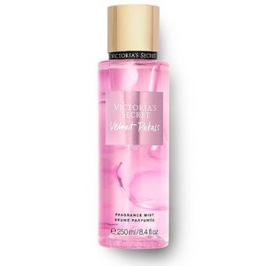 Victoria’s Secret Velvet Petals Fragrance Mist